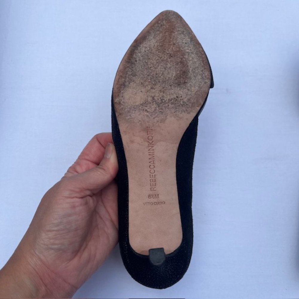 REBECCA MINKOFF Brie D'Orsay Black Stingray Print Pumps Size 6 1/2M - Picture 8 of 14